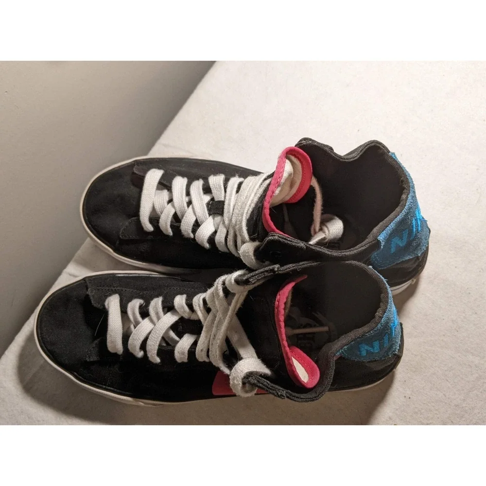 Nike Sweet Classic High Top Sneaker Neon Pink Blue Womens US 8 - Picture 6 of 10